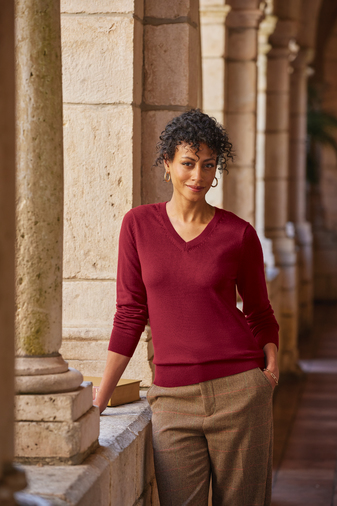 Brooks Brothers Women's Washable Merino V-Neck Sweater